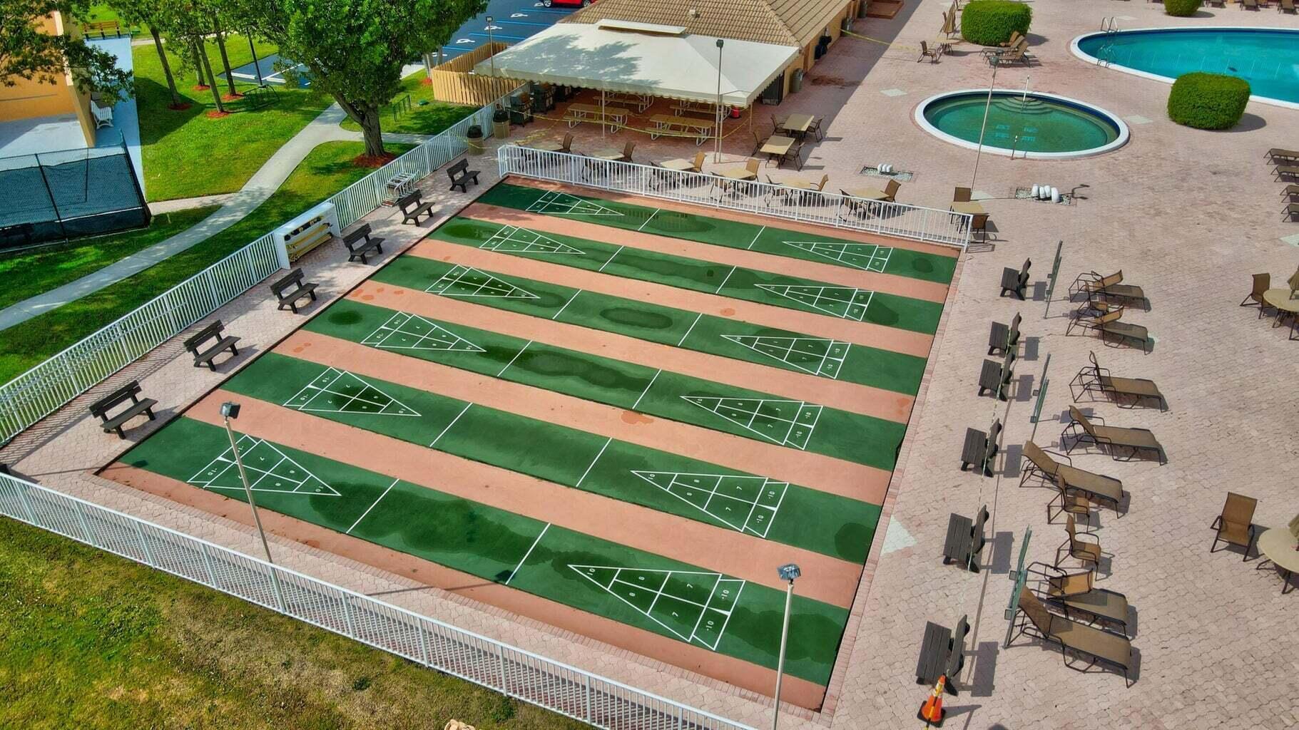 LAKES OF DELRAY WATERSEDG - Residential