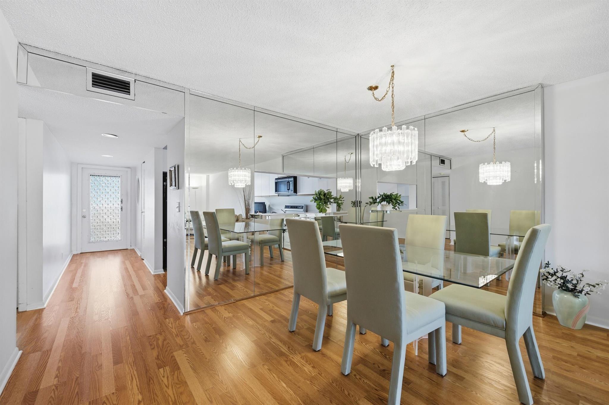 LAKES OF DELRAY WATERSEDG - Residential