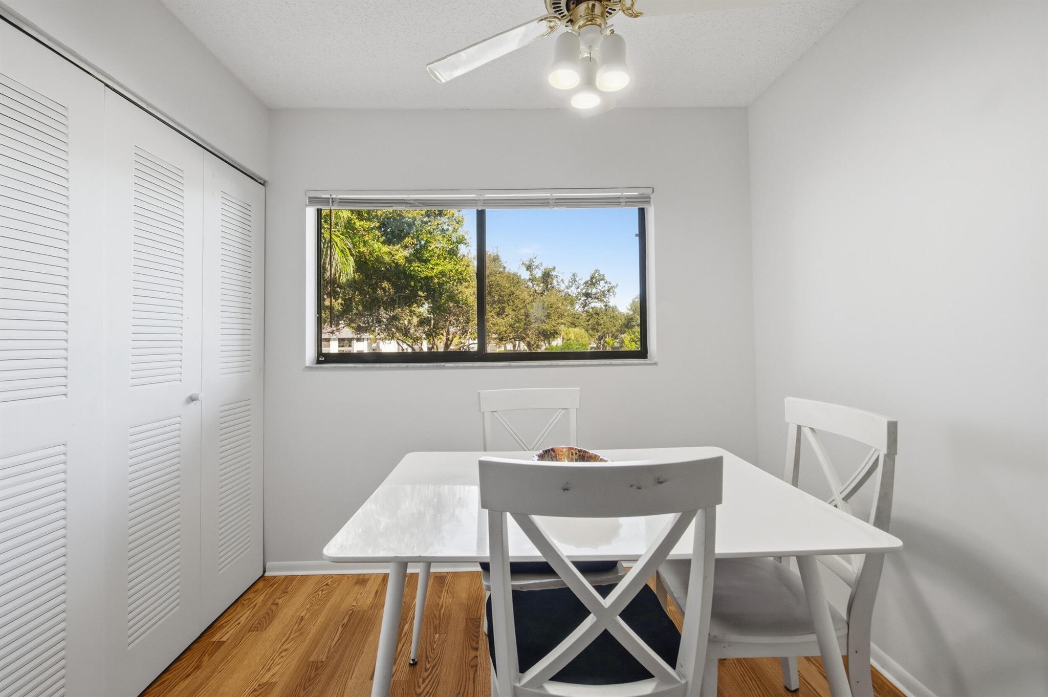 LAKES OF DELRAY WATERSEDG - Residential