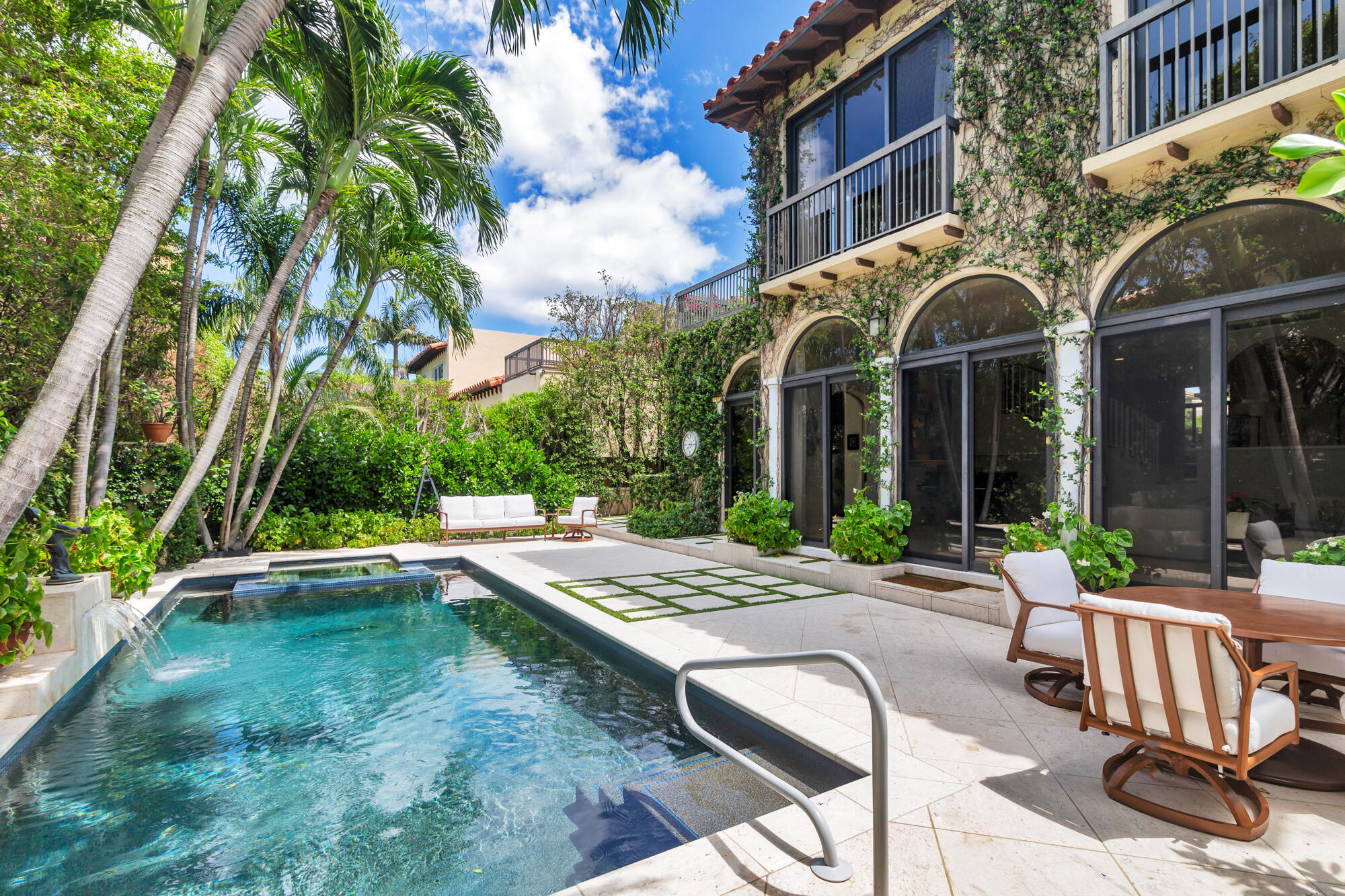 OCEAN PARK - Residential