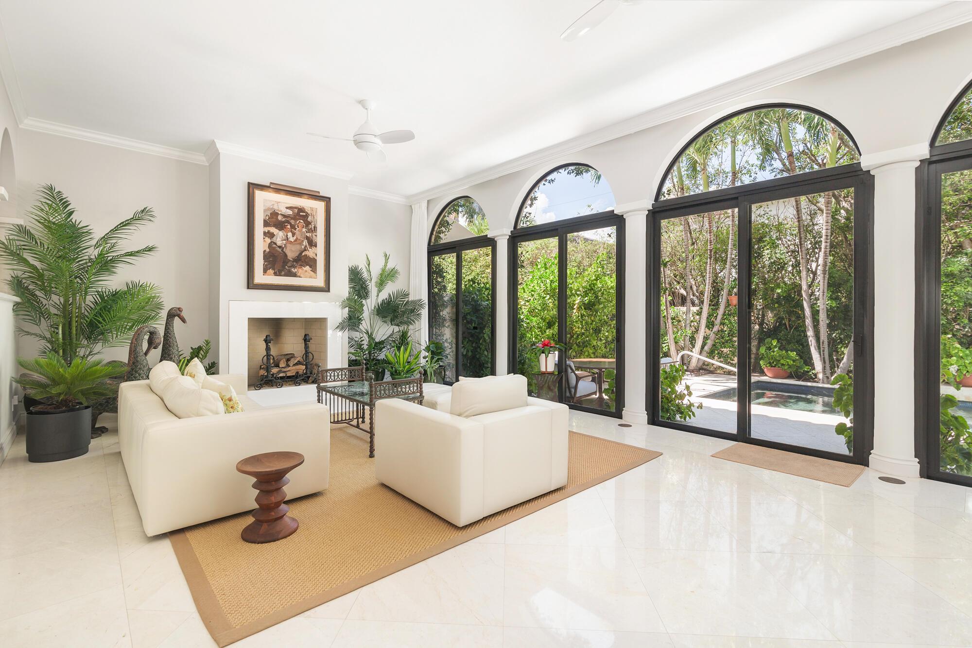 OCEAN PARK - Residential