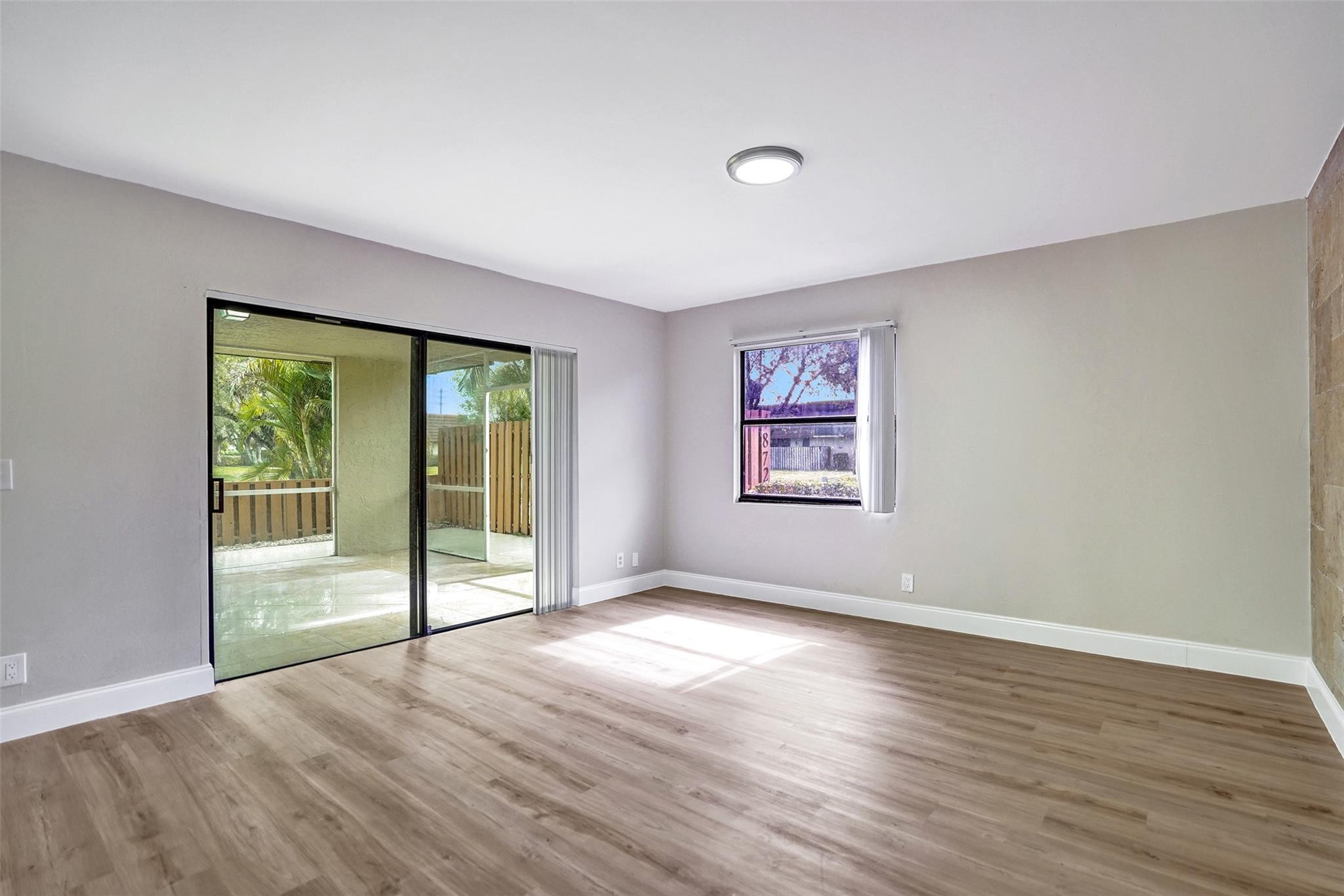 Springtree Lakes 79-12 B - Residential Lease