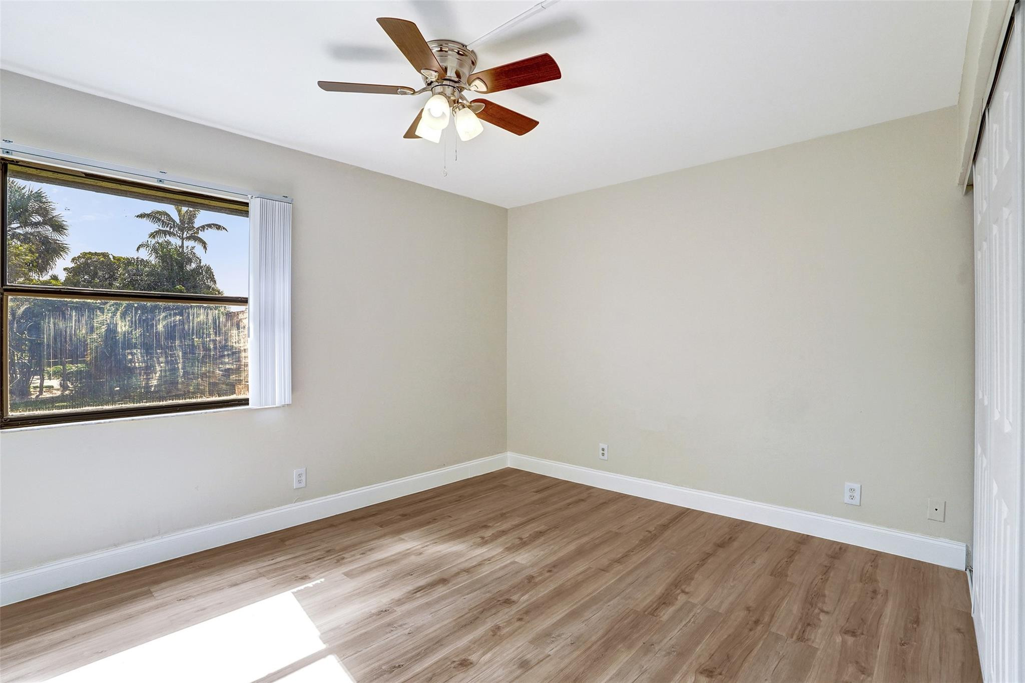 Springtree Lakes 79-12 B - Residential Lease