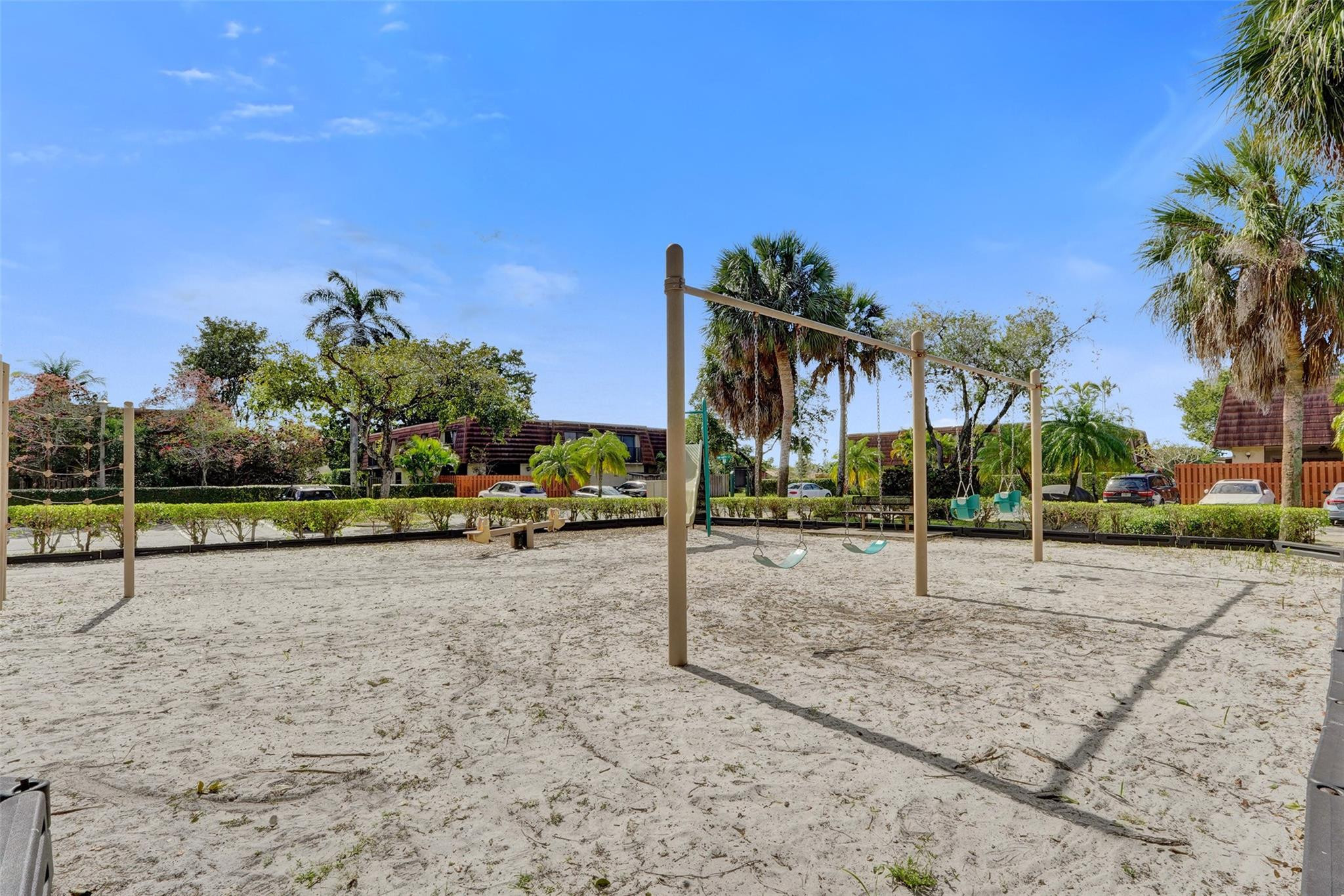 Springtree Lakes 79-12 B - Residential Lease