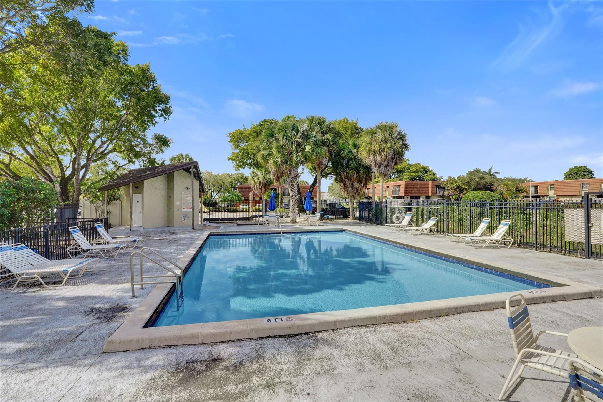 Springtree Lakes 79-12 B - Residential Lease