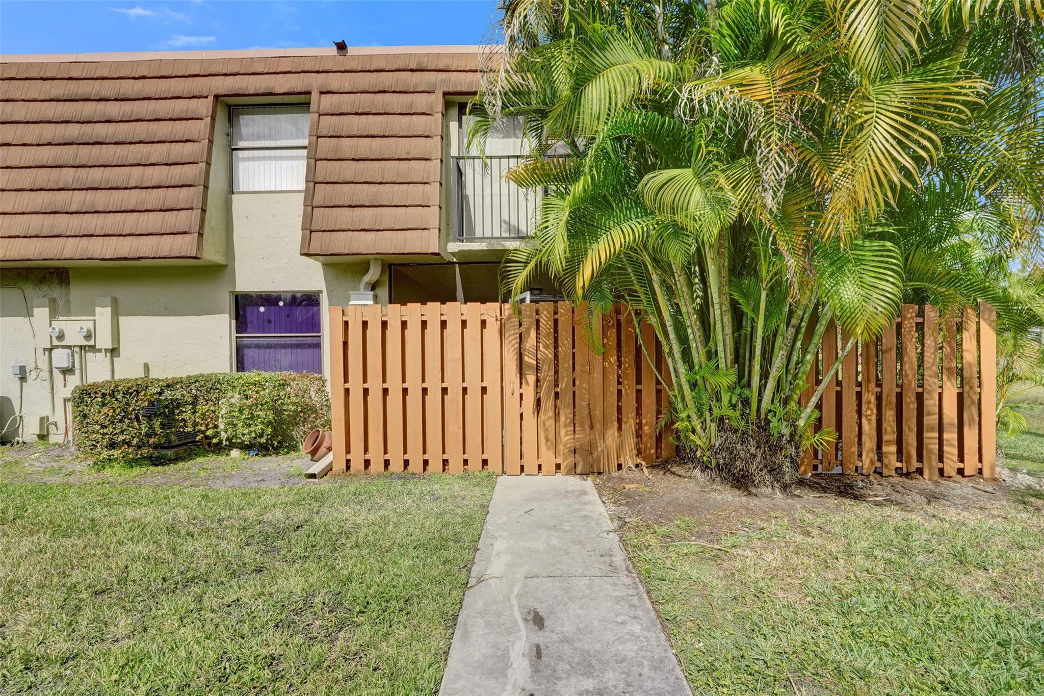 Springtree Lakes 79-12 B - Residential Lease