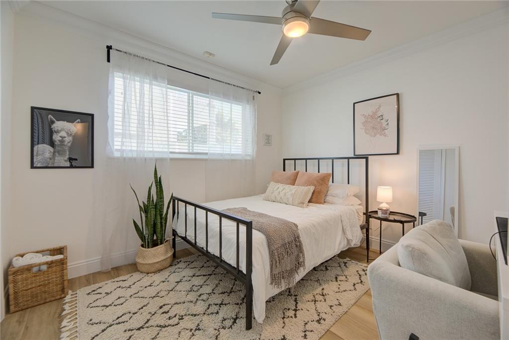 IMPERIAL POINT 2 SEC - Residential