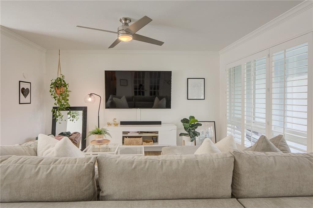 IMPERIAL POINT 2 SEC - Residential