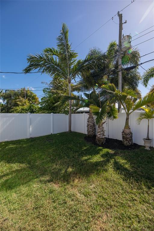 IMPERIAL POINT 2 SEC - Residential