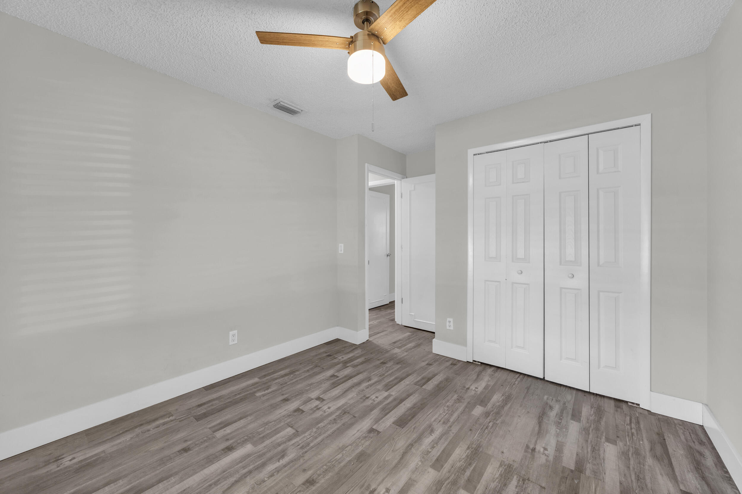 SEBASTIAN HIGHLANDS UNIT 8 - Residential