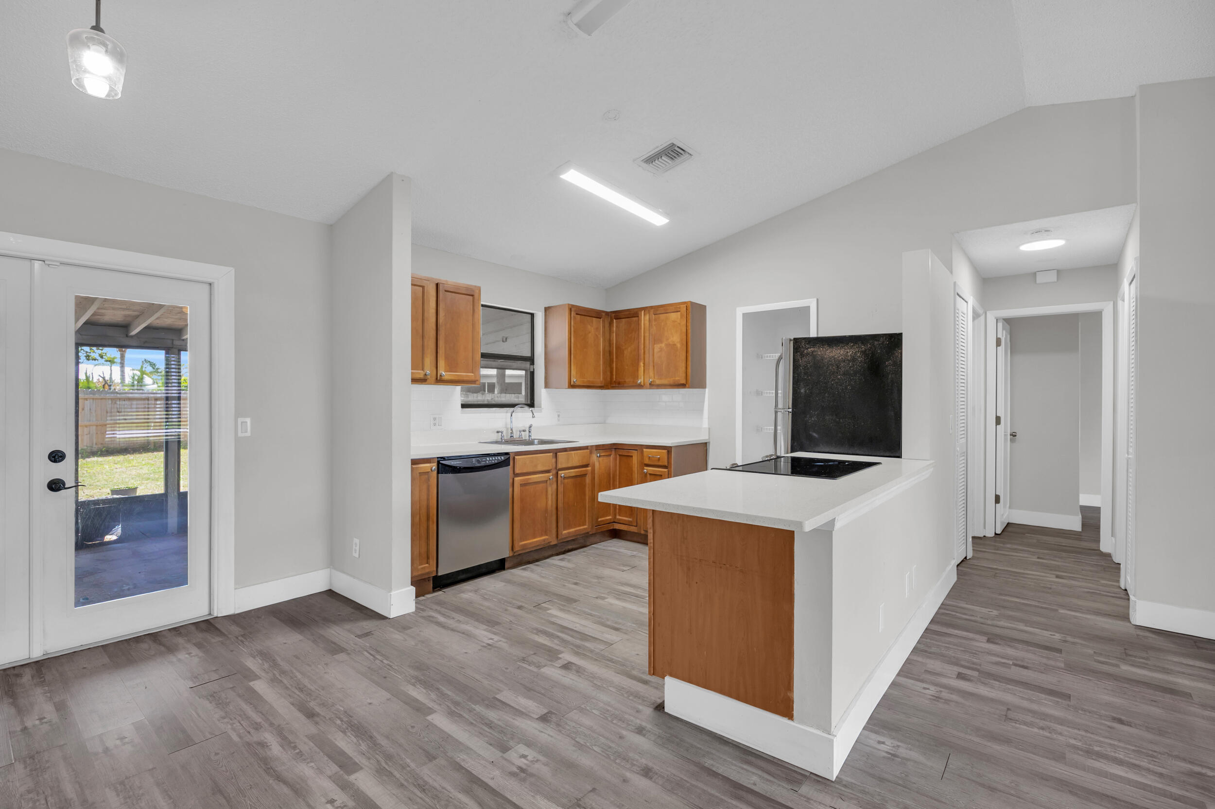 SEBASTIAN HIGHLANDS UNIT 8 - Residential
