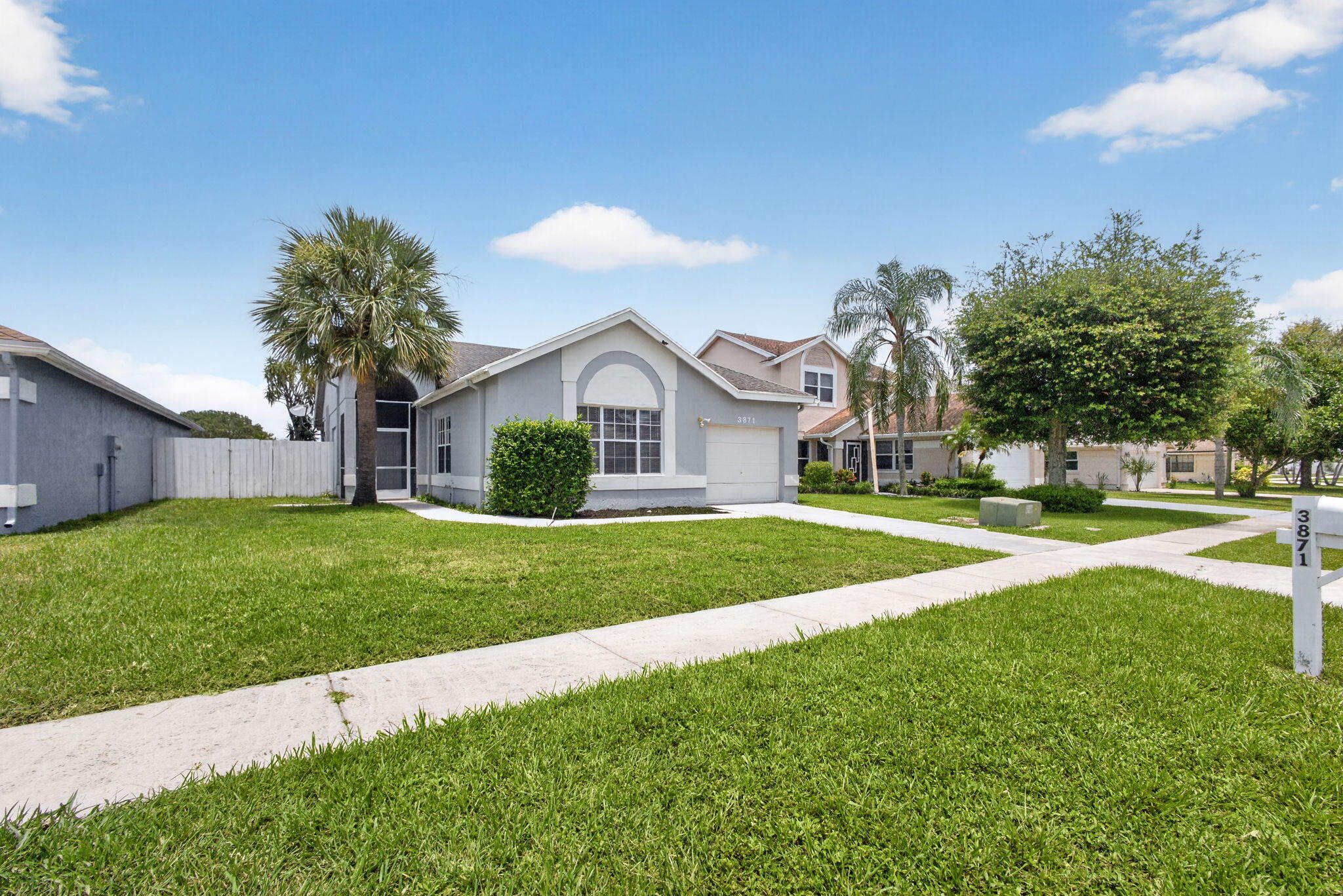 3871 Circle Lake Drive