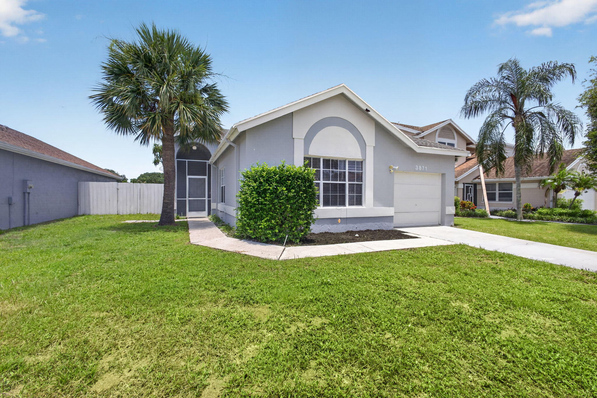 3871 Circle Lake Drive