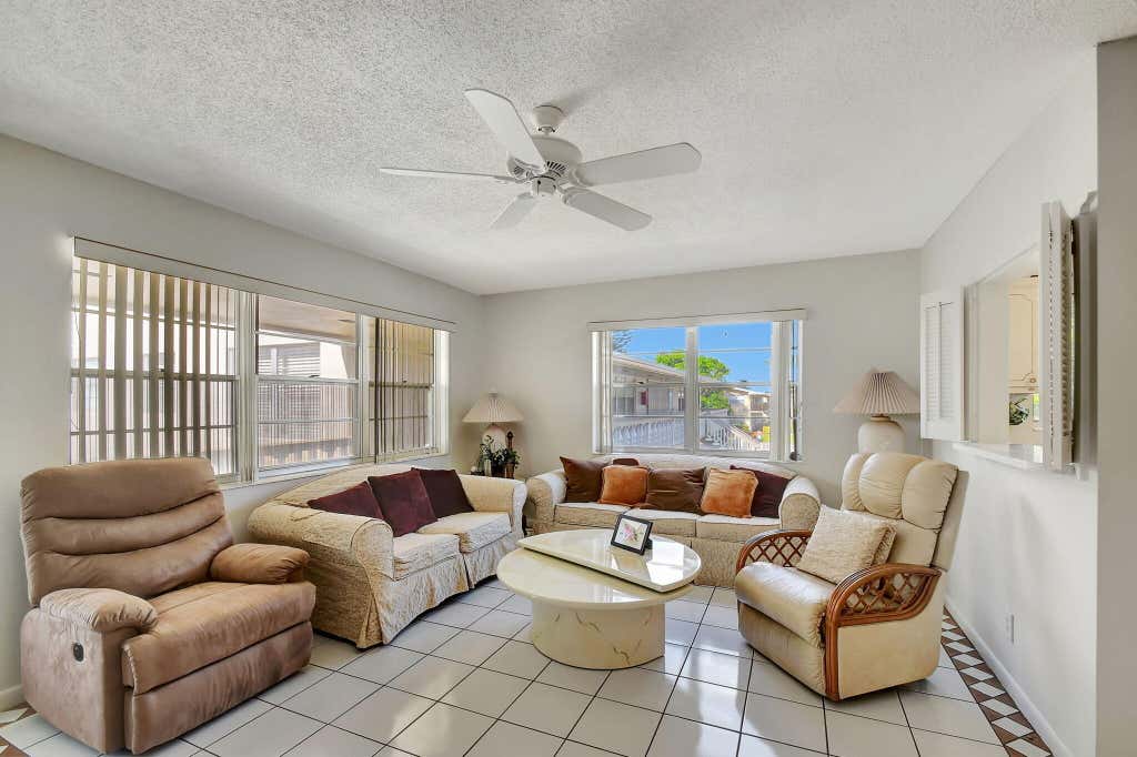 Photo of 226 Andover I, West Palm Beach, FL 33417 (MLS # B26050733)