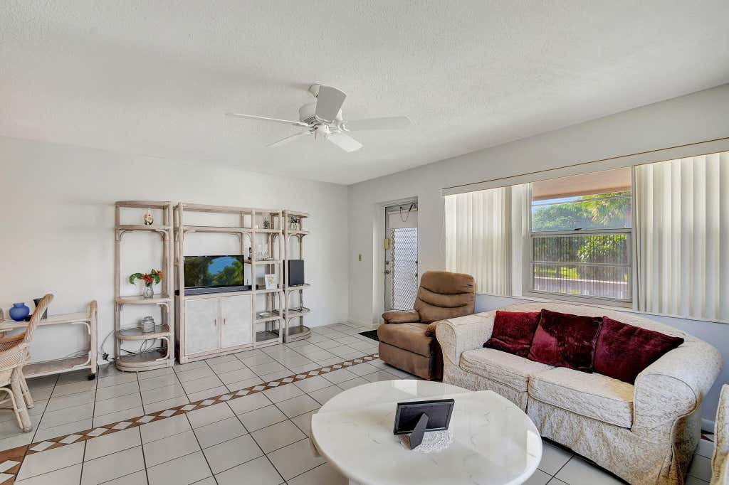 Photo of 226 Andover I, West Palm Beach, FL 33417 (MLS # B26050733)