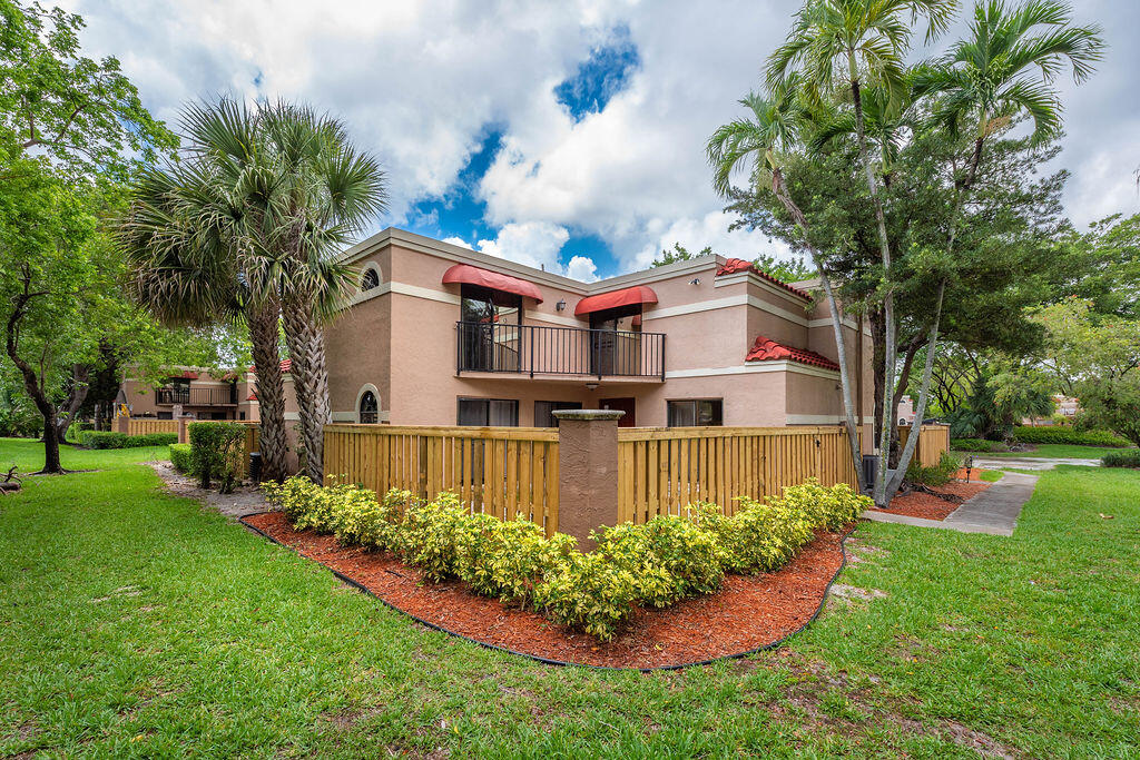 BOCA RIO NORTH - Residential