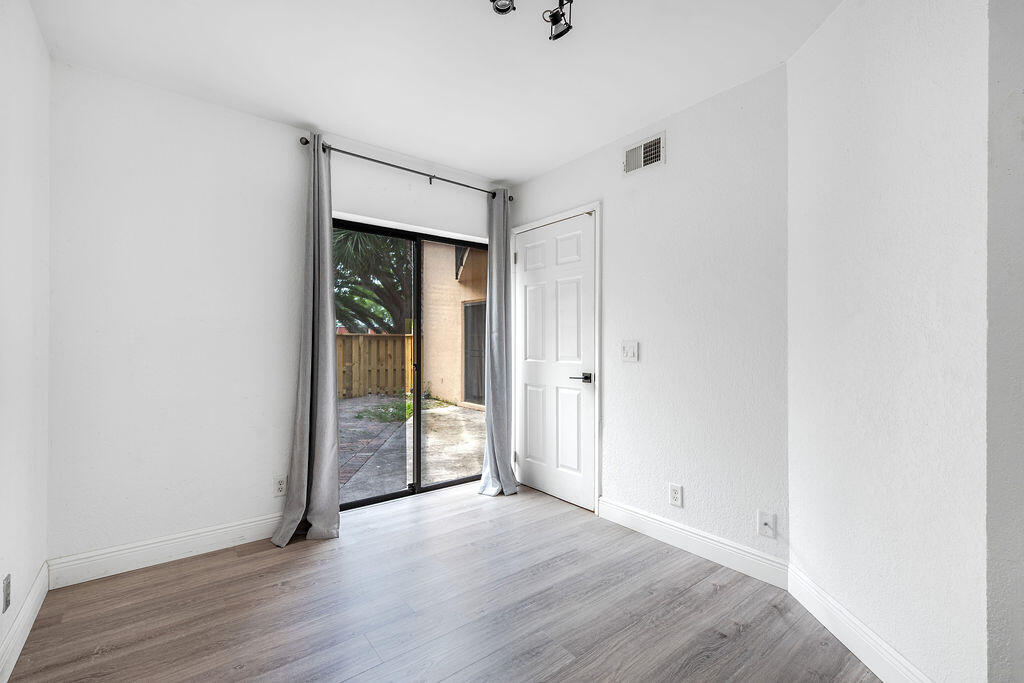 BOCA RIO NORTH - Residential