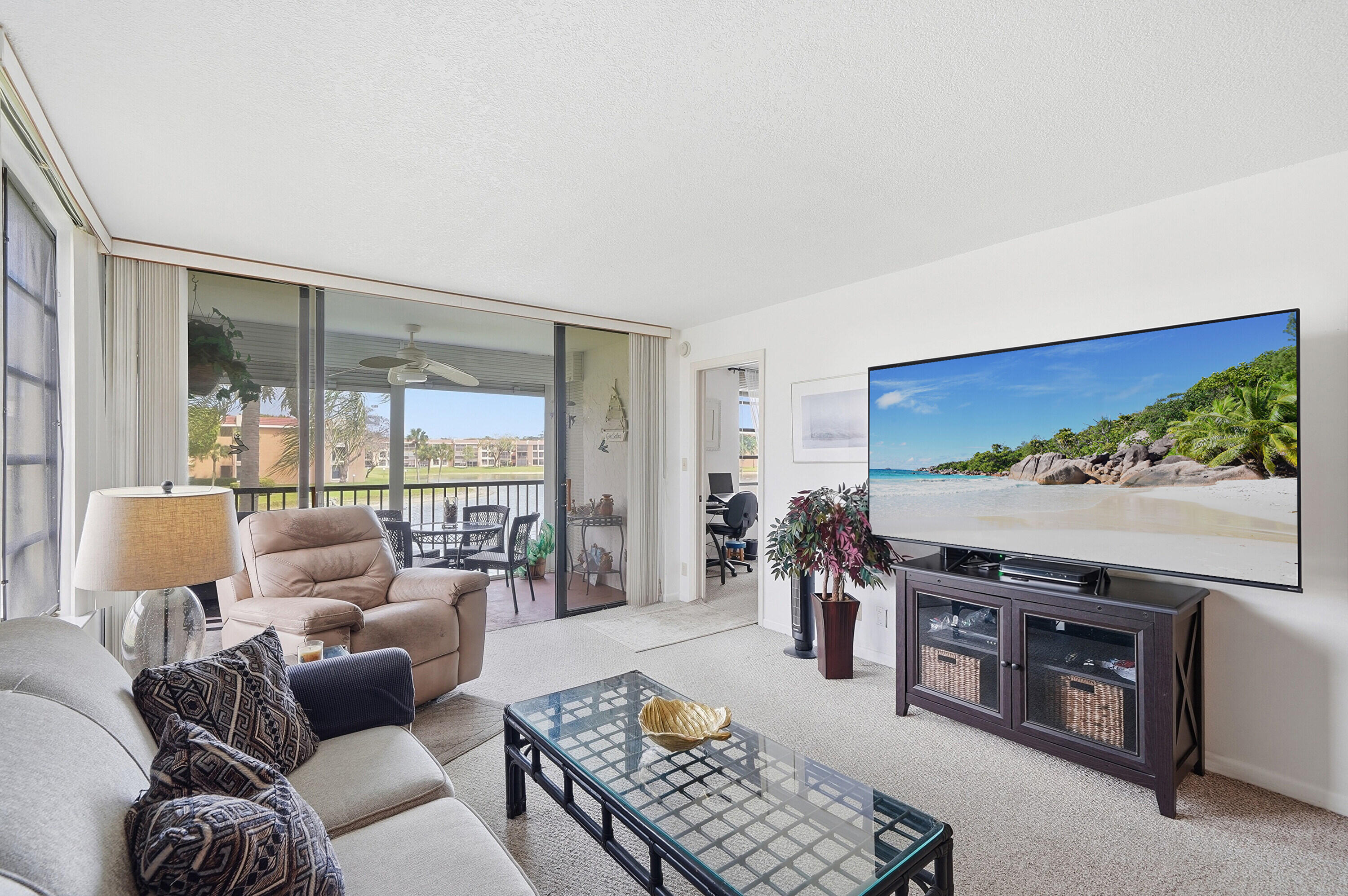 CORAL GATE XI CONDO - Residential