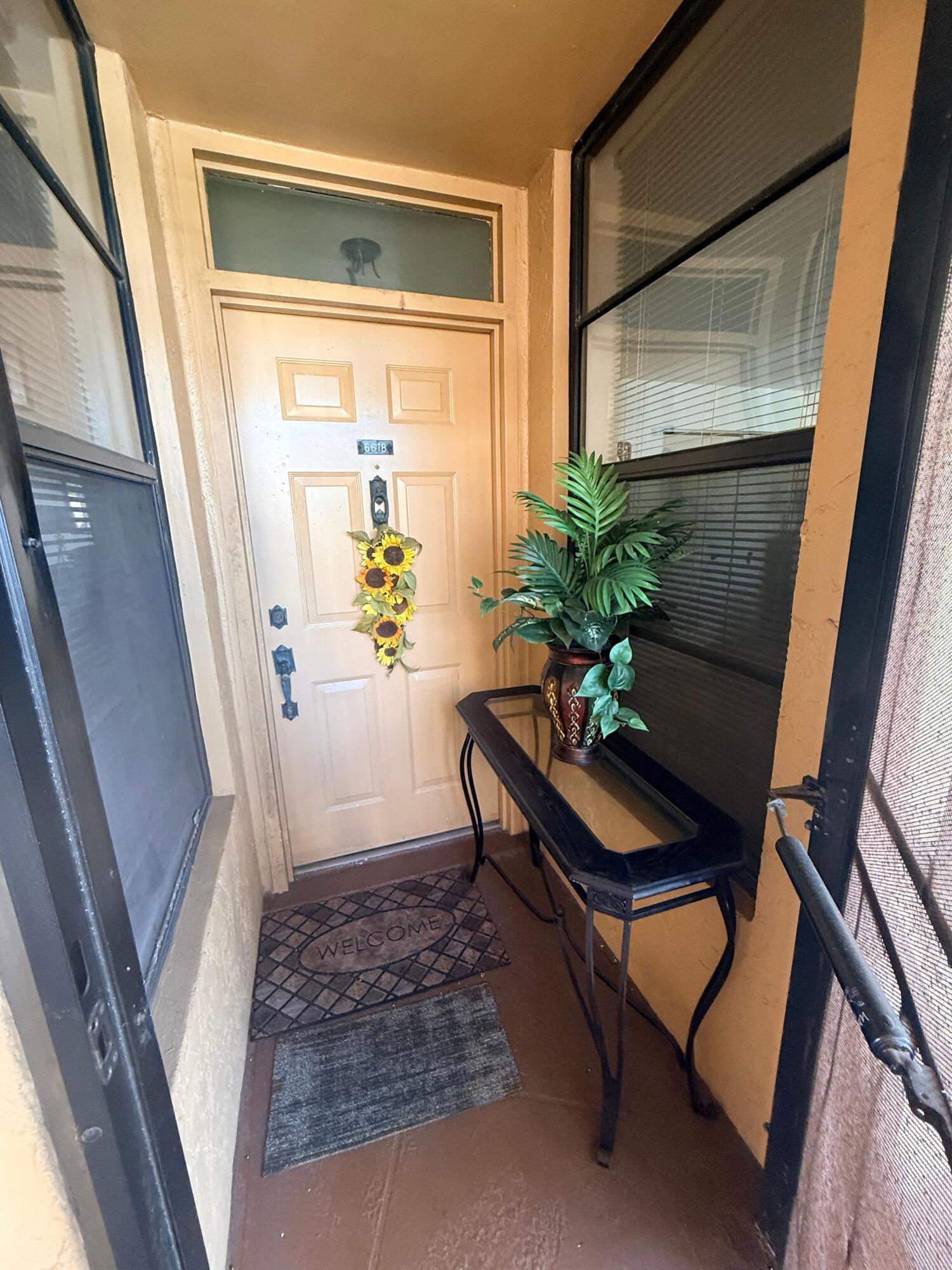 6618 Coral Lake Drive 206, Margate, FL, 33063/$239,000 1 6618 Coral Lake Drive 206