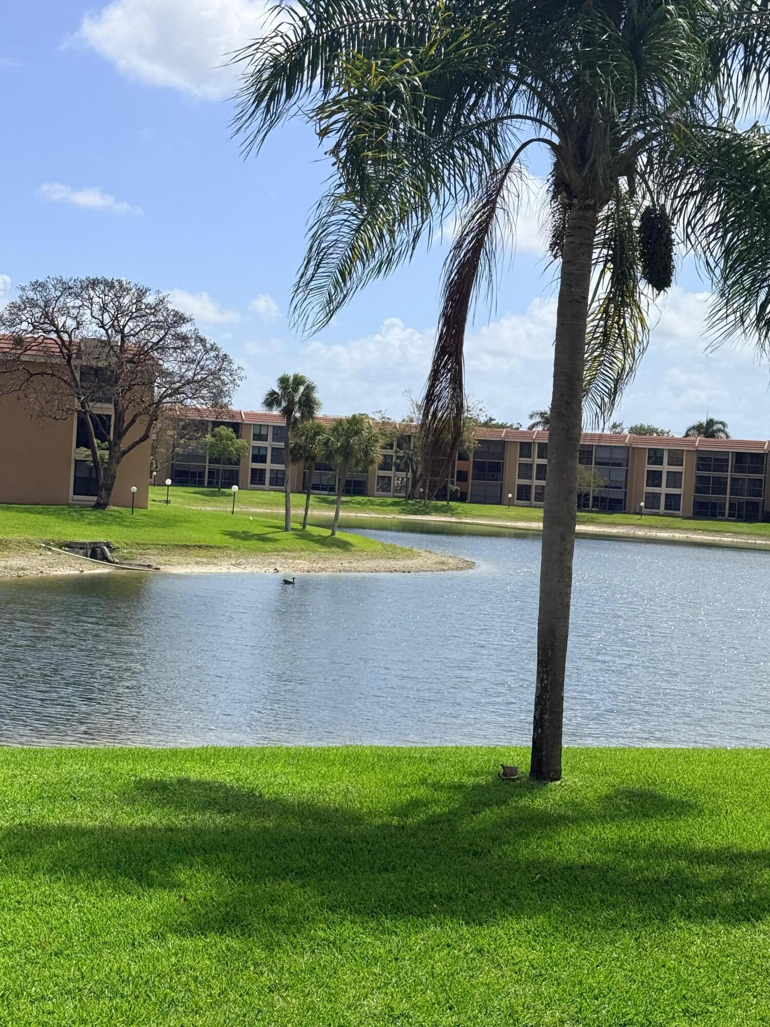 6618 Coral Lake Drive 206, Margate, FL, 33063/$239,000 2 6618 Coral Lake Drive 206