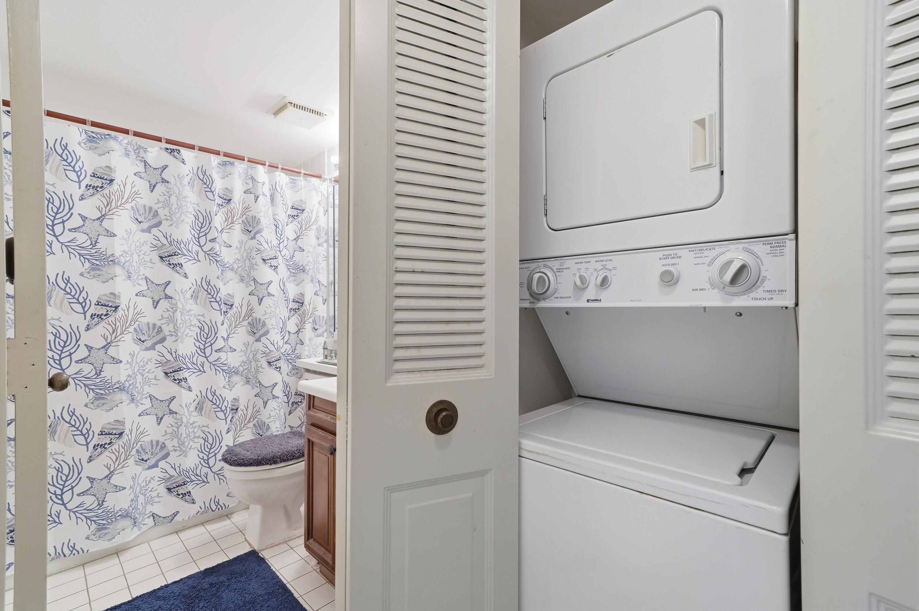 CORAL GATE XI CONDO - Residential