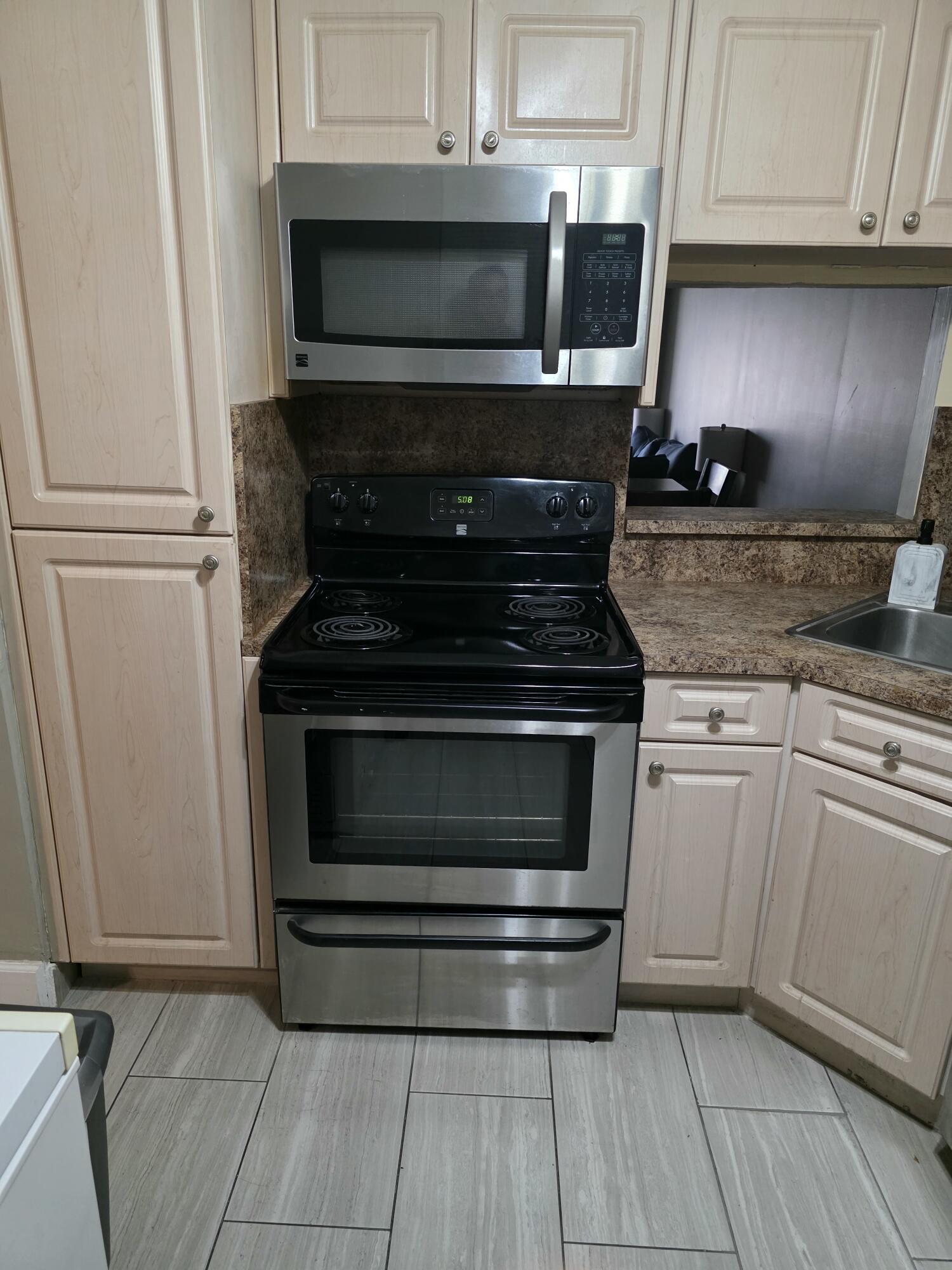 HOLIDAY SPRINGS VILLAGE 2 CONDO - Residential