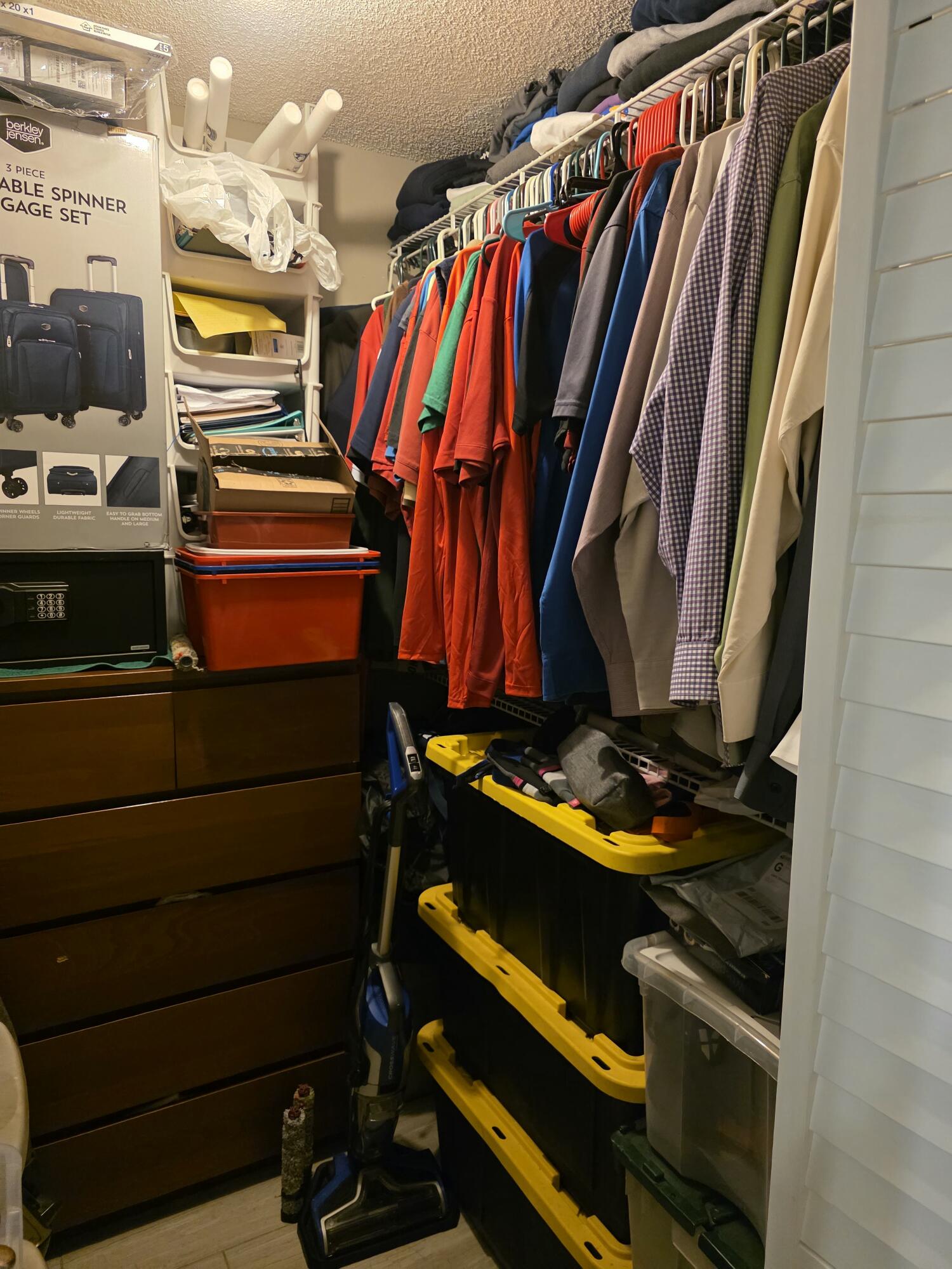 HOLIDAY SPRINGS VILLAGE 2 CONDO - Residential