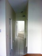 EXECUTIVE ESTATES - Residential Lease