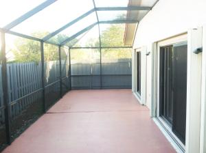 EXECUTIVE ESTATES - Residential Lease