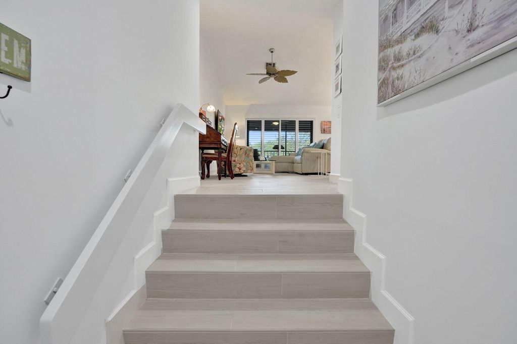 Photo of 4 Lexington Lane E #G, Palm Beach Gardens, FL 33418 (MLS # R11152000)