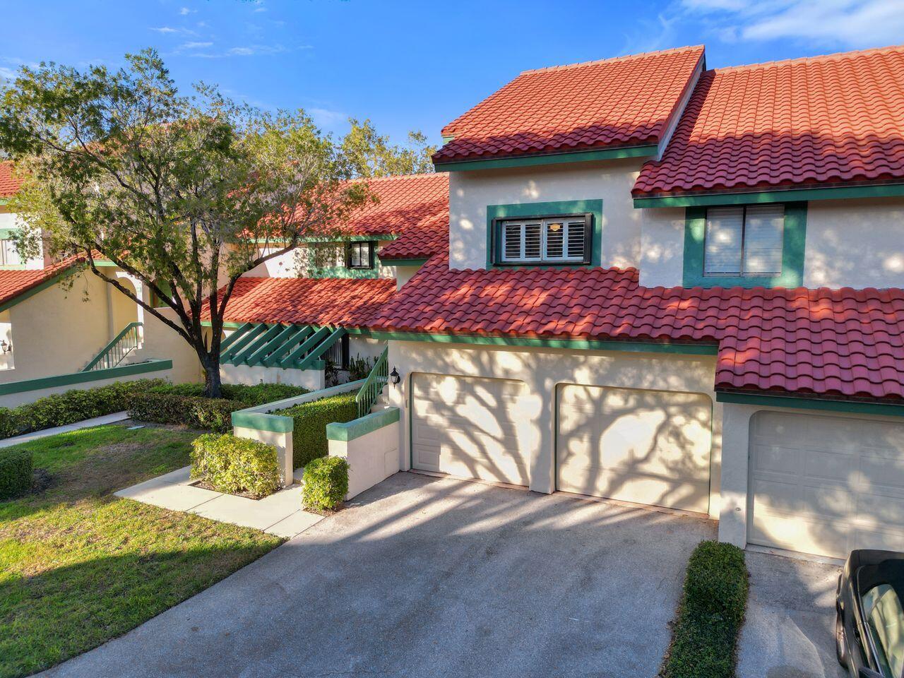 Lexington Green Condo - Residential