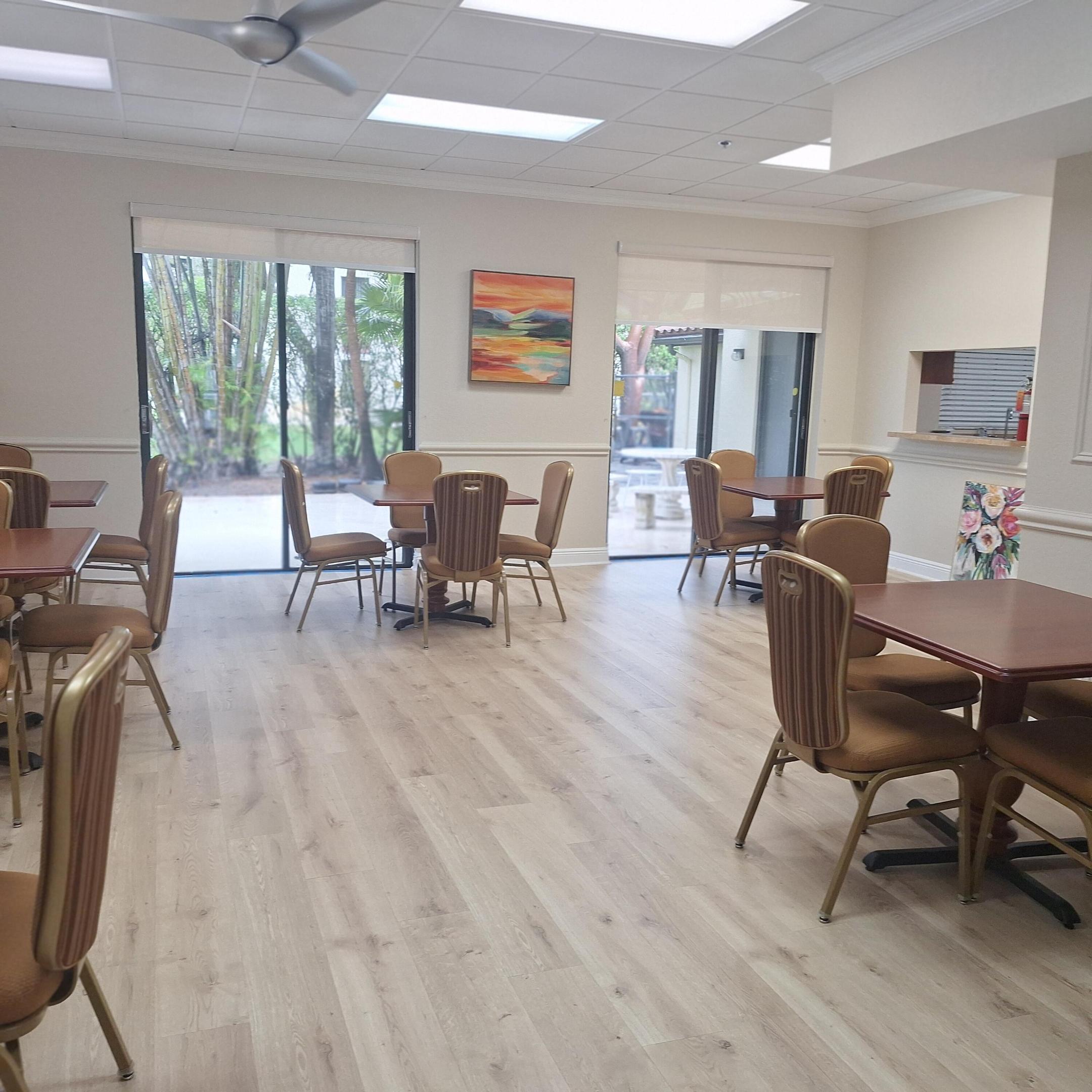 PALM CHASE LAKES CONDO - Residential