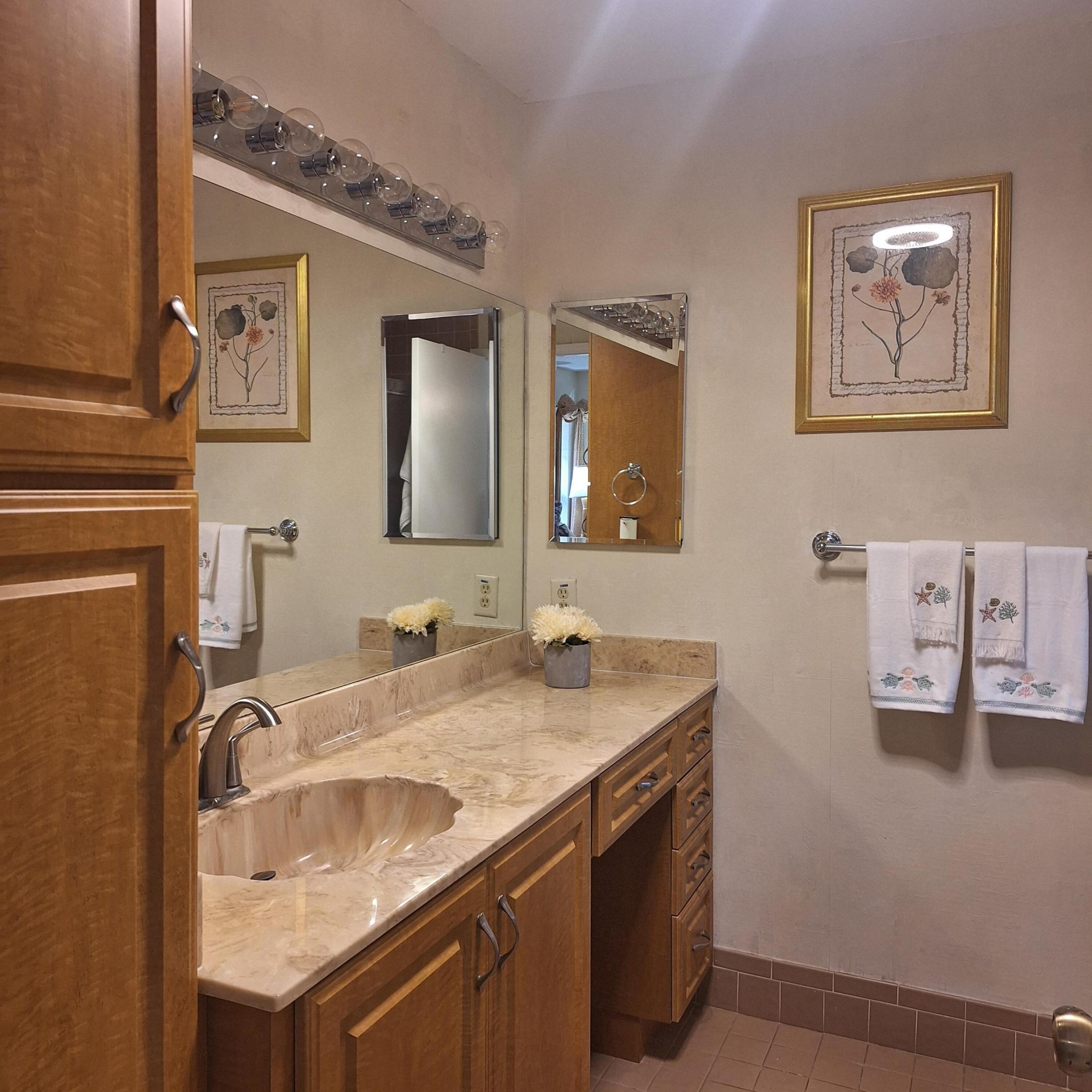 PALM CHASE LAKES CONDO - Residential