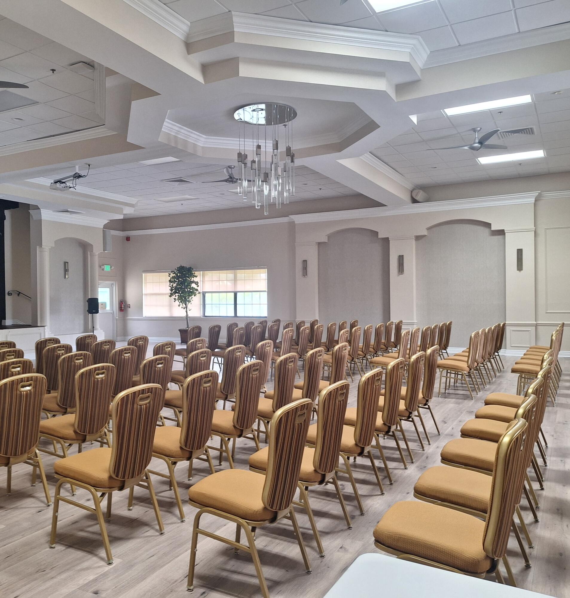 PALM CHASE LAKES CONDO - Residential