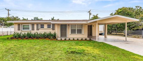 2691 Rockcrest Court West Palm Beach FL 33415