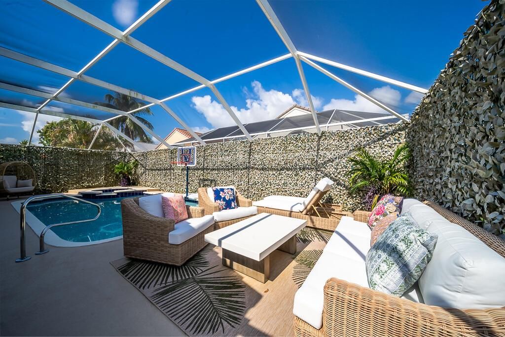 Photo of 7633 Thornlee Drive, Lake Worth, FL 33467 (MLS # R11095477)