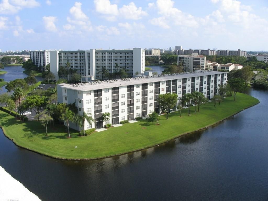 Photo of 2236 N Cypress Bend Drive #403, Pompano Beach, FL 33069 (MLS # F10516527)