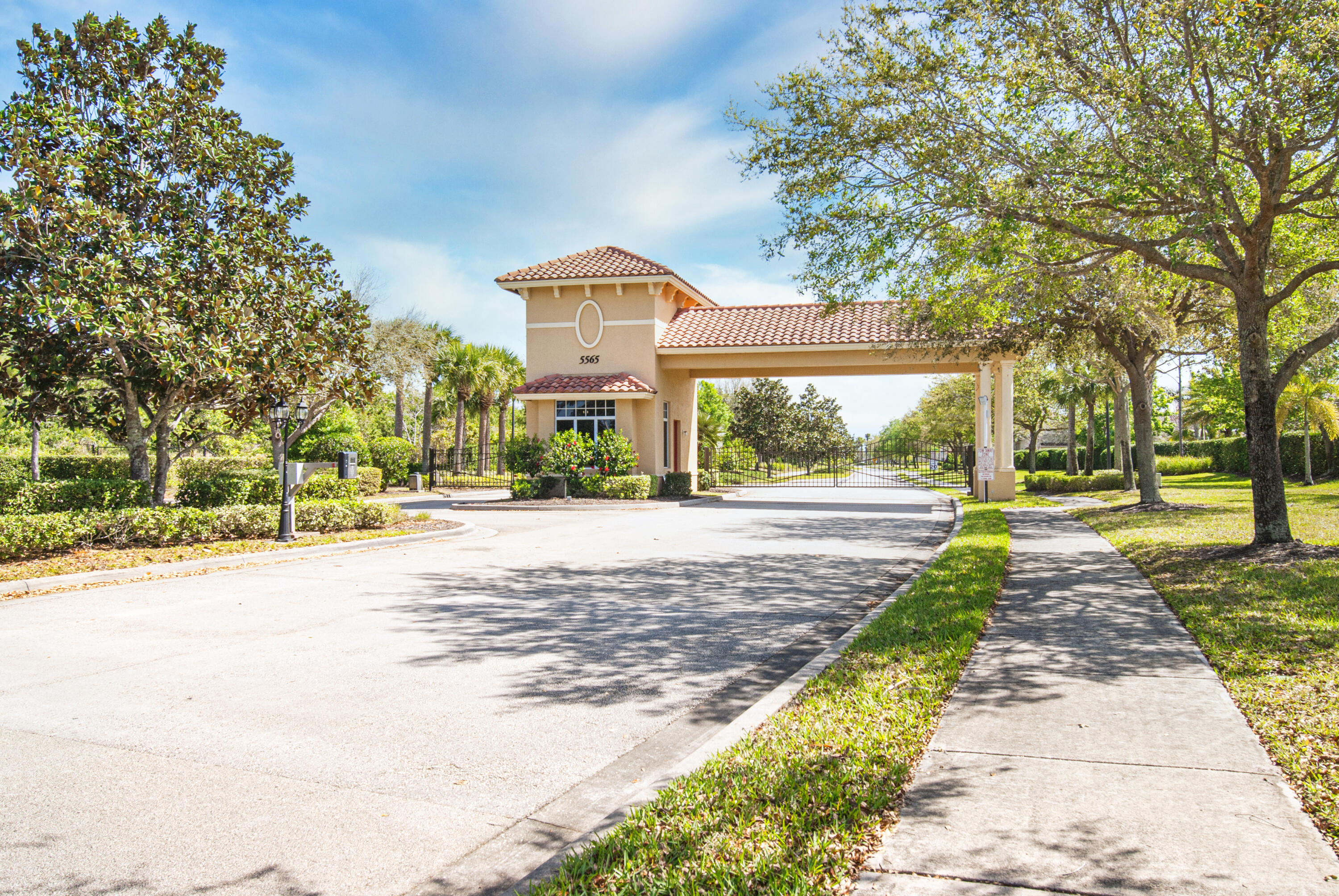 VEROLAGO PHASE 1 - Residential