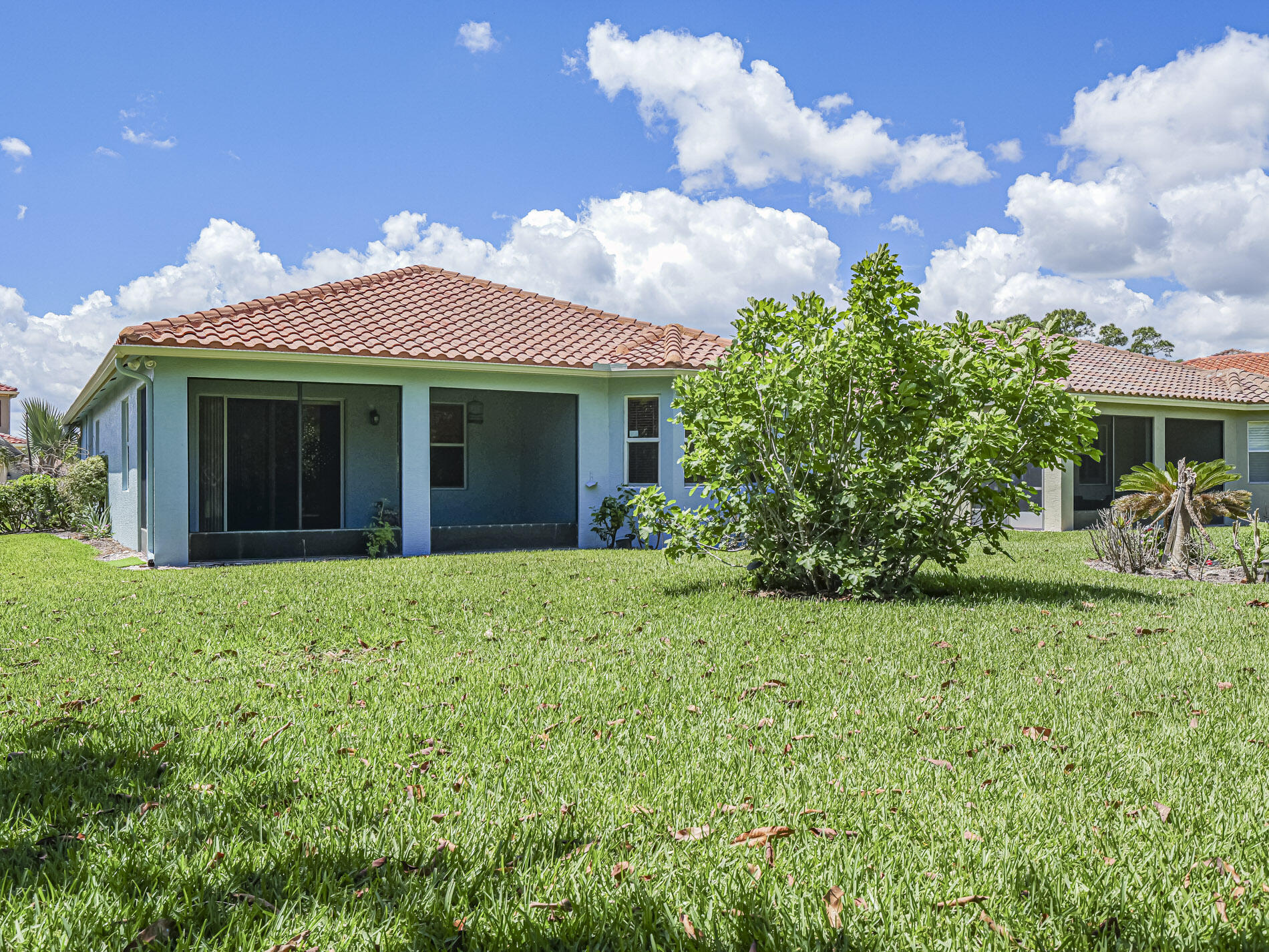 VEROLAGO PHASE 1 - Residential
