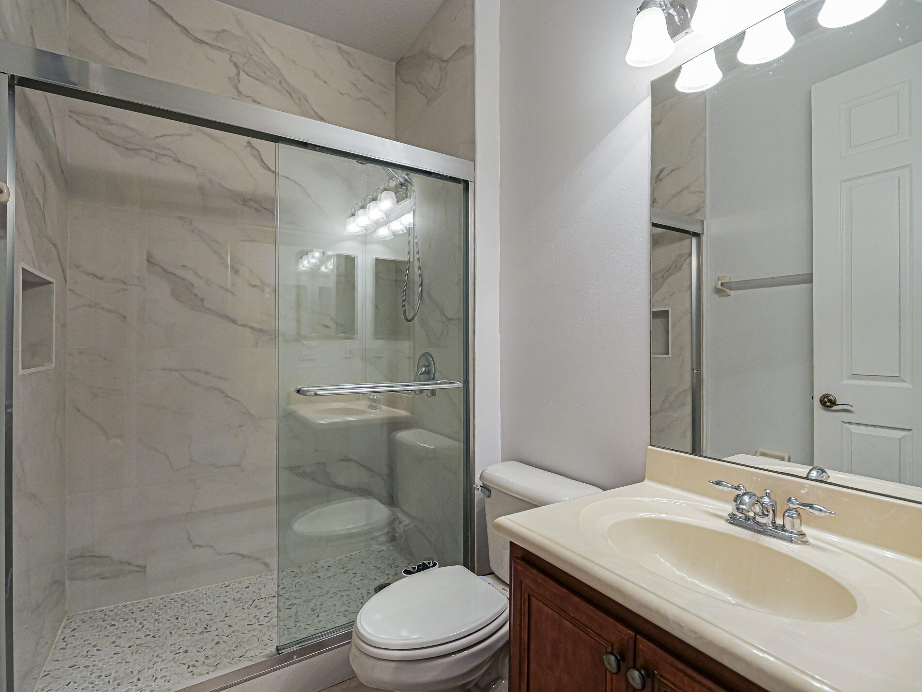 VEROLAGO PHASE 1 - Residential
