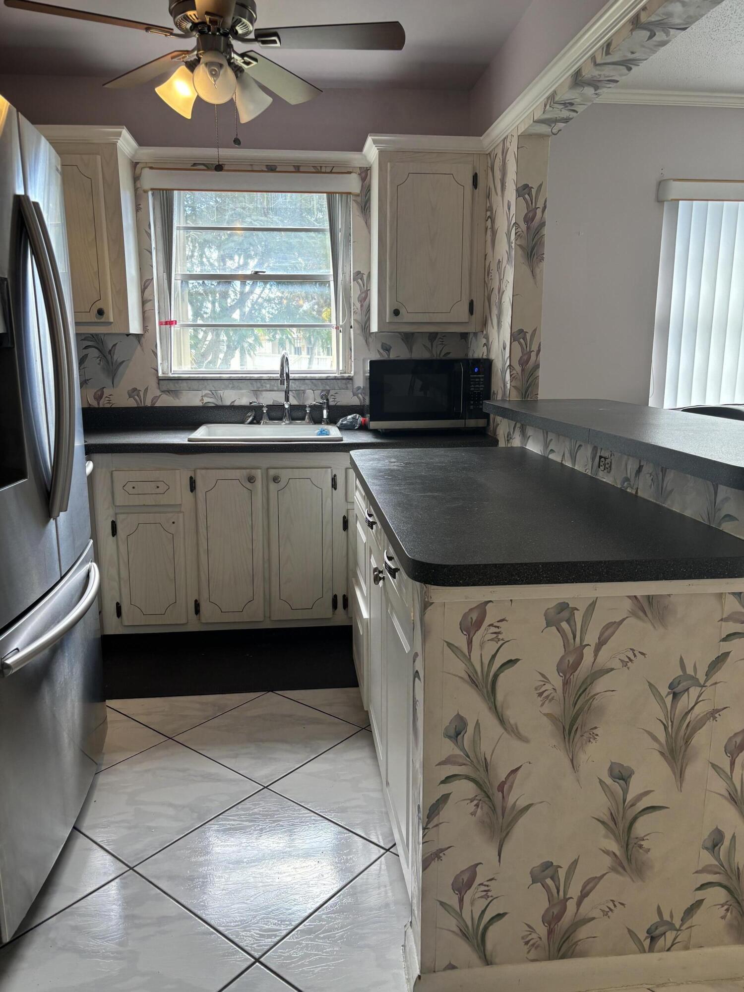 WINDSOR CONDOS - Residential