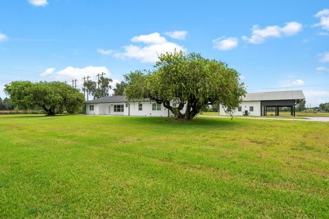Single Family Residence in Southwest Ranches FL 6800 172nd Ave Ave 7.jpg