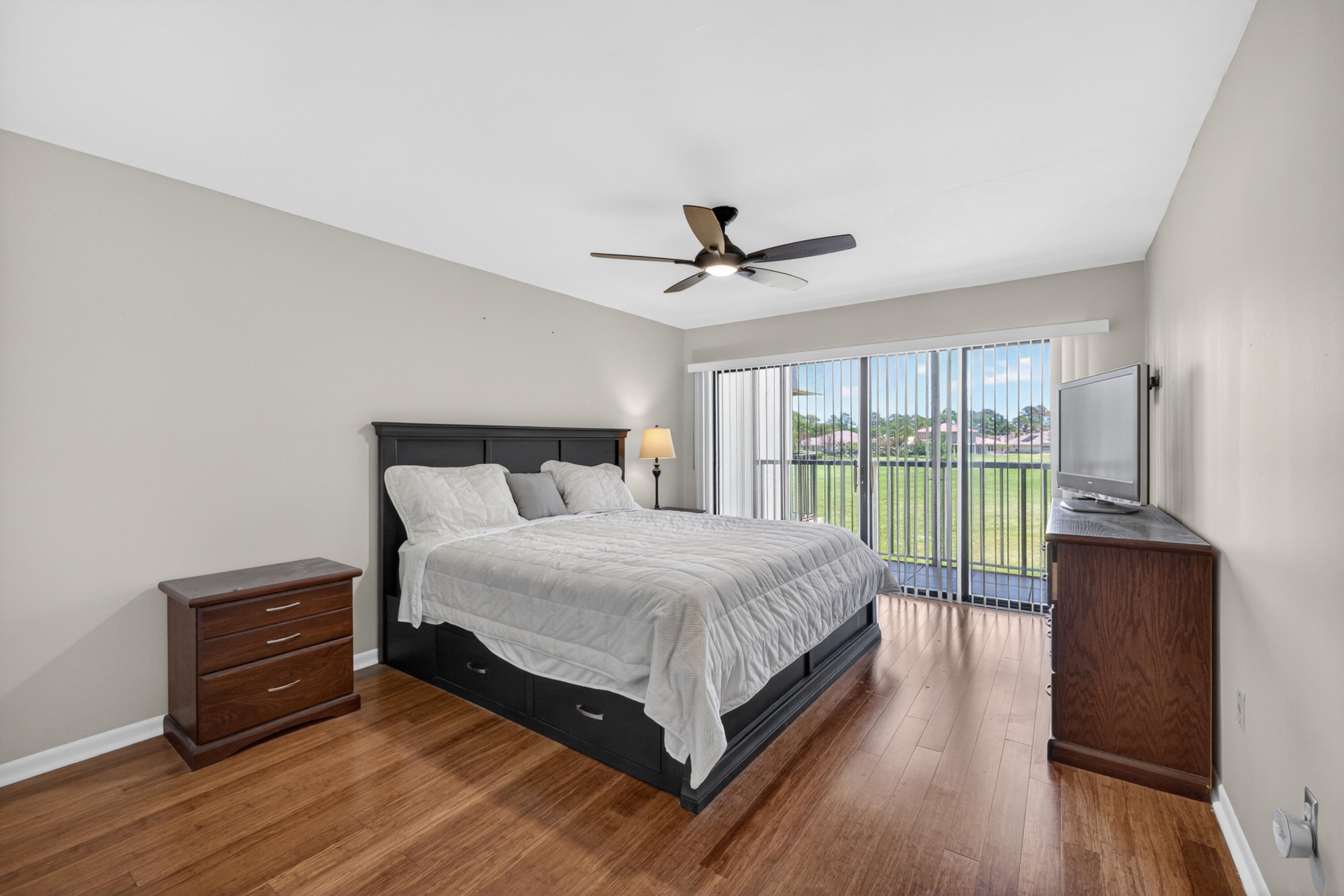 LAKESHORE VILLAGE OF MEADOWOOD PHASE 1 - Residential