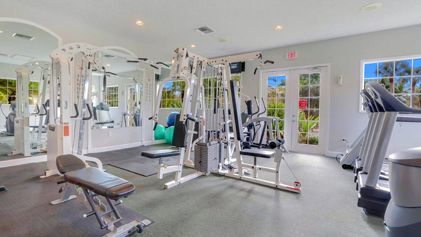 LIGHTHOUSE COVE AT TEQUESTA CONDO - Residential Lease