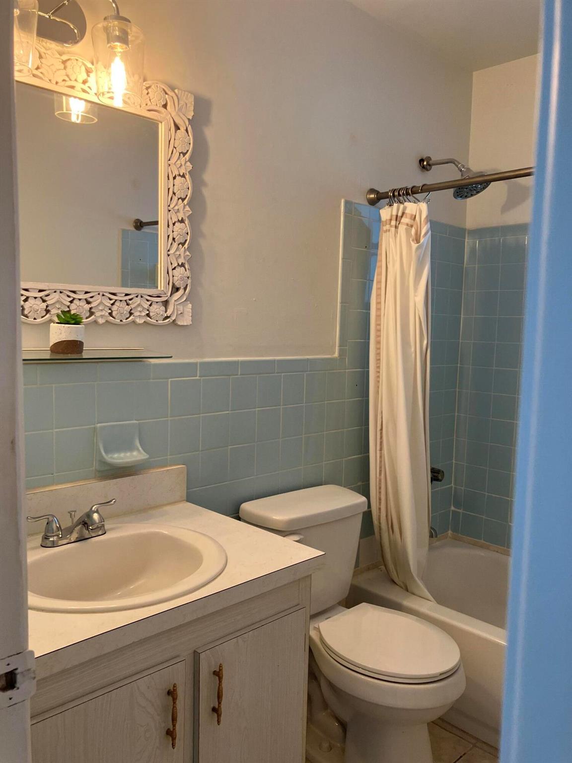 FISHERMANS HAVEN - Residential Lease