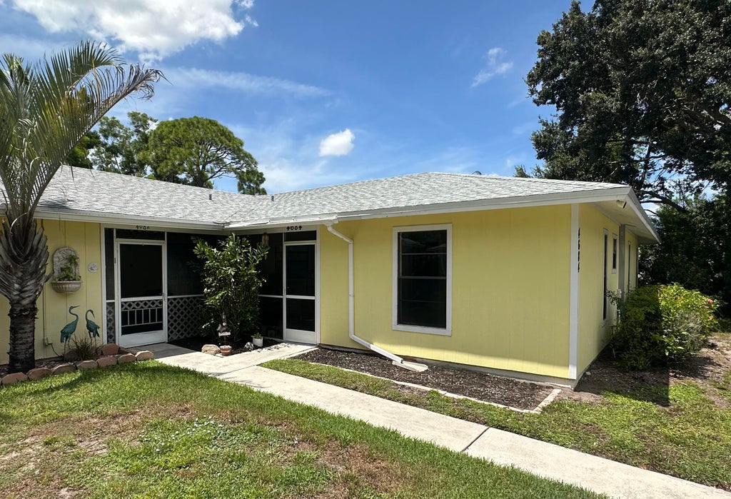 Photo of 4684 SE TERI Place, Stuart, FL 34997 (MLS # B26069641)