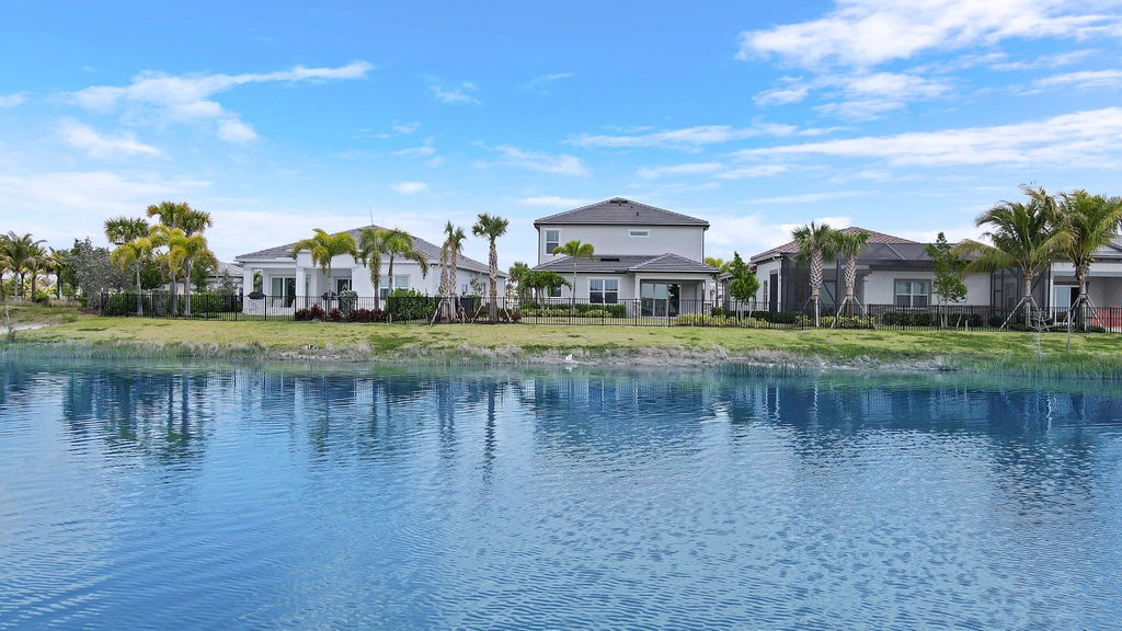 Photo of 10362 Northbrook Circle, Palm Beach Gardens, FL 33412 (MLS # R11046490)