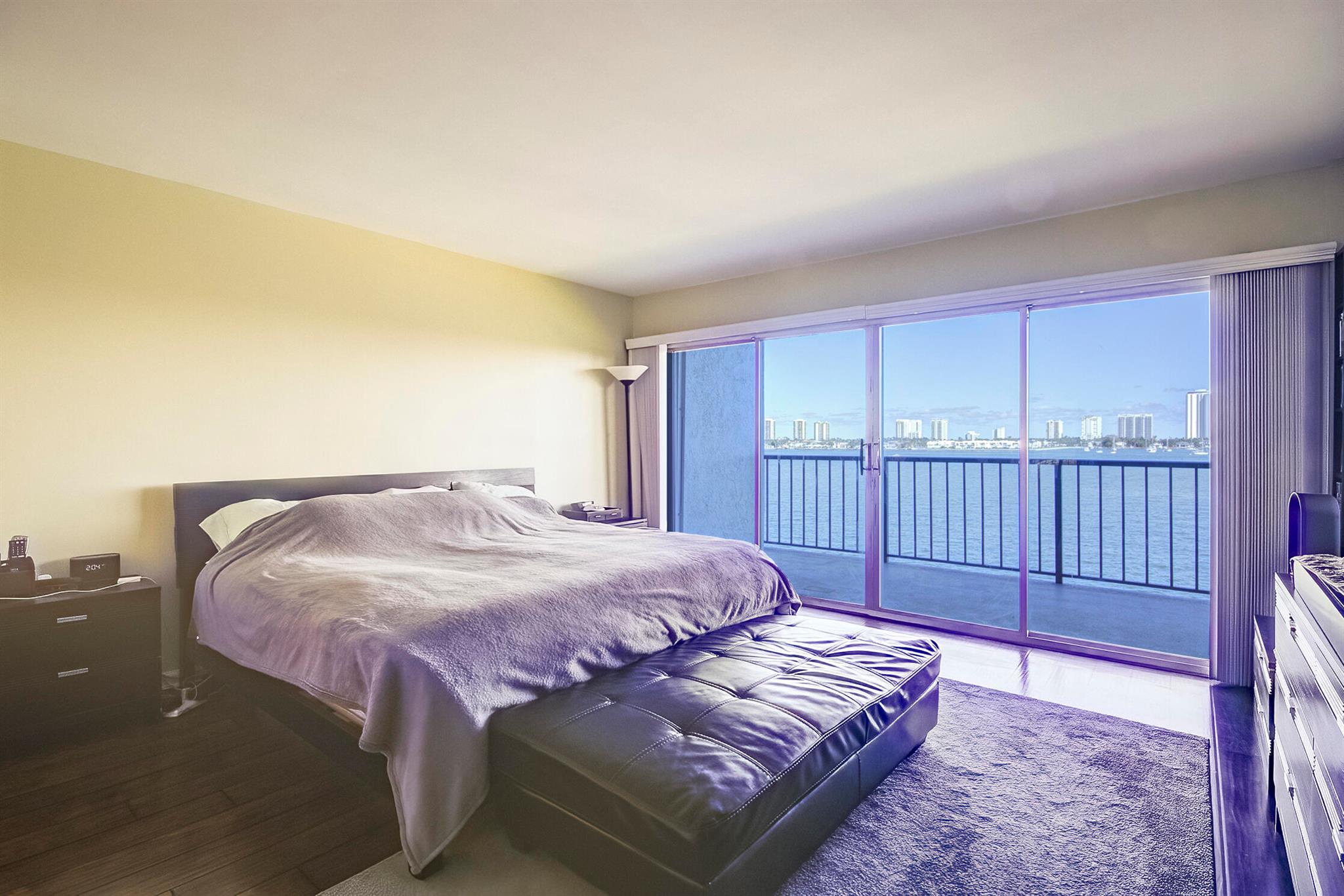 Lake Harbor Cove Condo - Residential