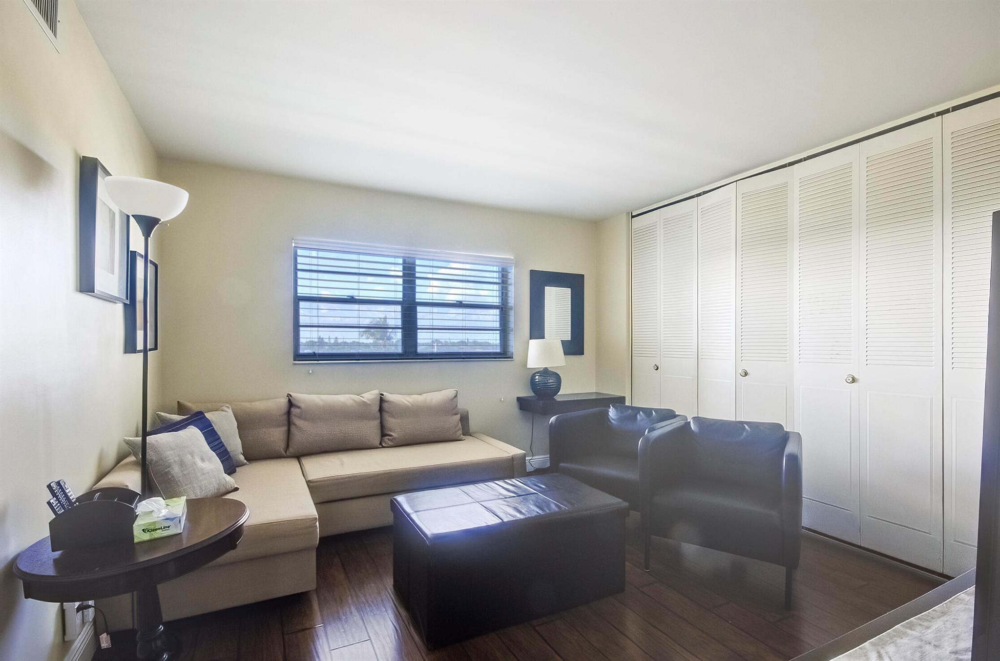 Lake Harbor Cove Condo - Residential
