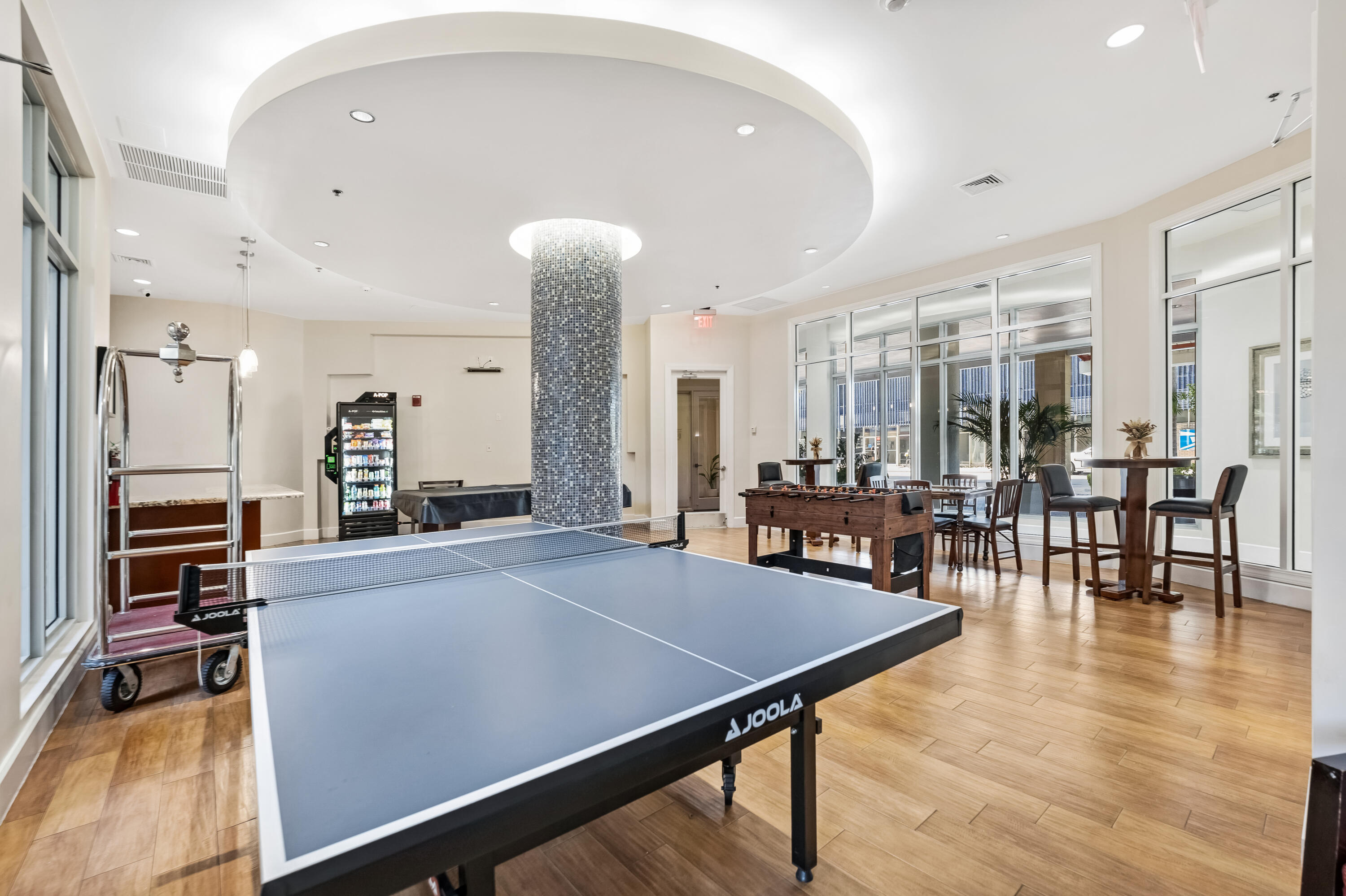 RADIUS CONDO - Residential Lease